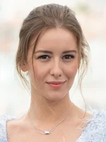 895878_v9_ba.webp