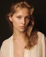 Laura Oganessian17.webp